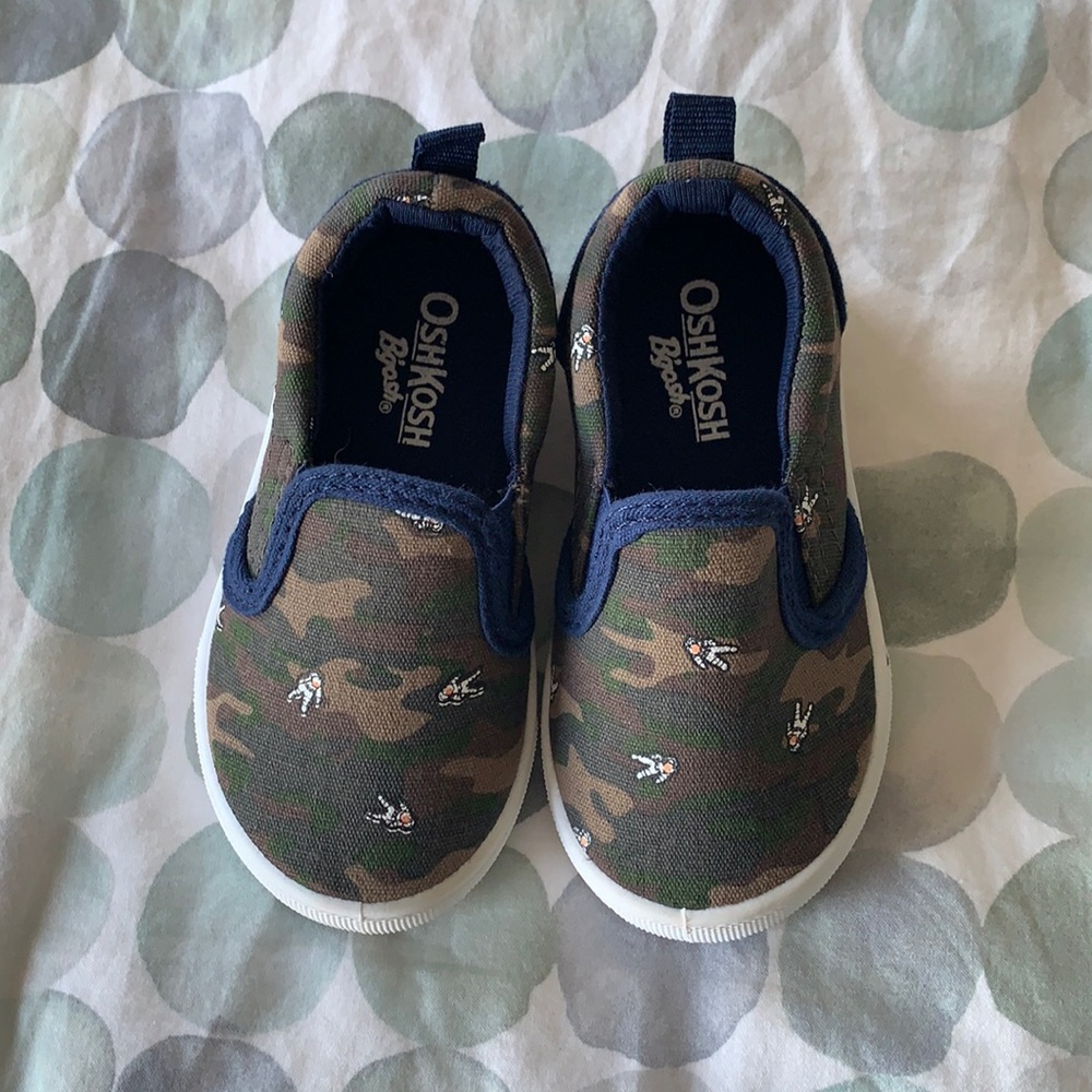Baby shoes- camo